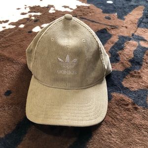 Adidas corduroyed hat (OS)